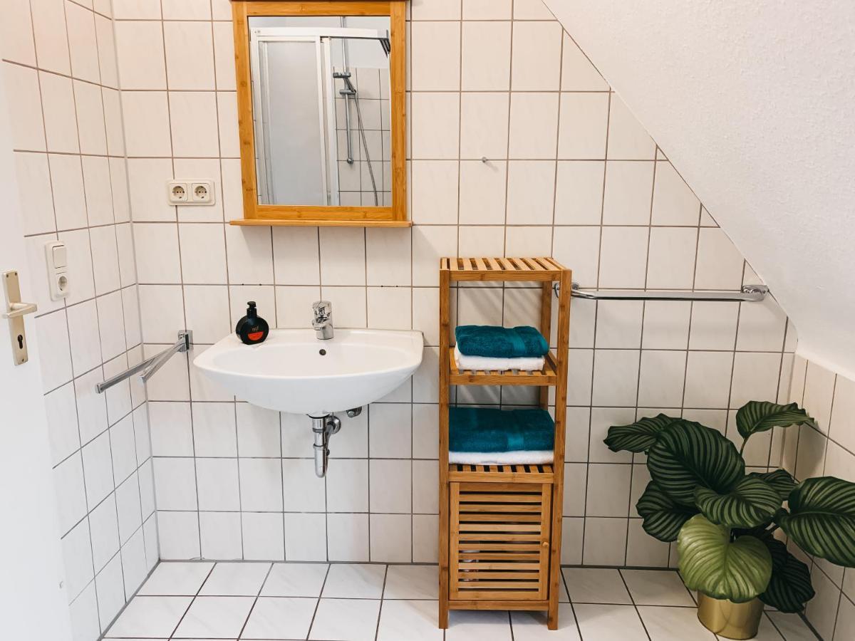 Suiteable Living Katlenburg, Studio Apartment Mit Netflix, Am Rande Des Harz Ngoại thất bức ảnh